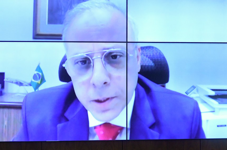 Na tela, indicado para exercer o cargo de embaixador do Brasil na República do Sudão, Rubem Guimarães Coan Fabro Amaral, em pronunciamento via videoconferência.
