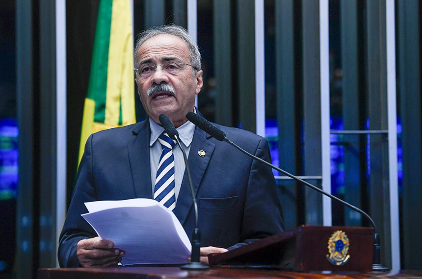 Em discurso, à tribuna,  senador Chico Rodrigues (União-RR).