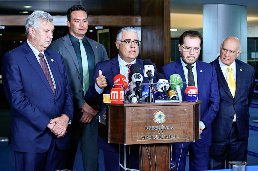 Participam: 
senador Luis Carlos Heinze (PP-RS); 
senador Styvenson Valentim (Podemos-RN); 
senador Eduardo Girão (Podemos-CE); 
senador Plínio Valério (PSDB-AM); 
senador Lasier Martins (Podemos-RS).