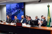 CMO: integrantes do governo dizem que auxílio de R$ 600 é possível