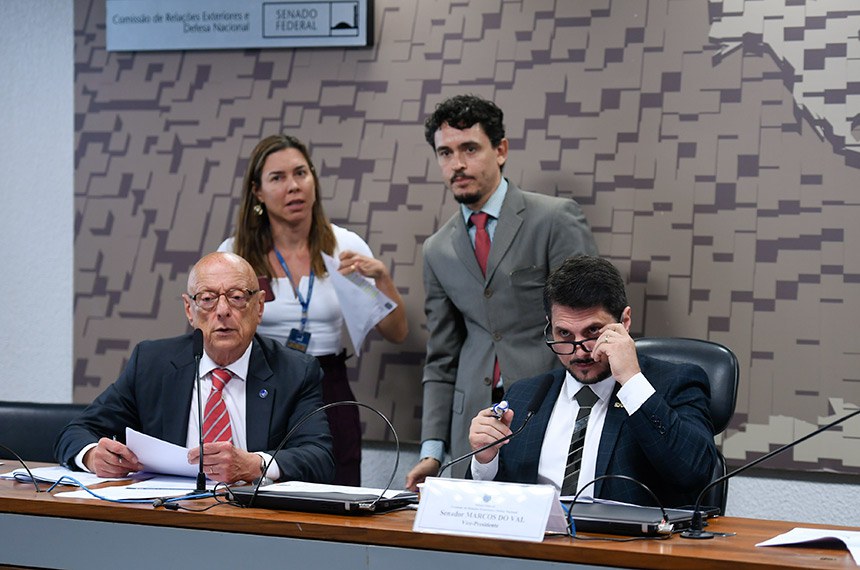 Mesa:
presidente da CRE, senador Esperidião Amin (PP-SC);
vice-presidente da CRE, senador Marcos do Val (Podemos-ES).