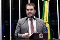 Plínio Valério defende prazo de um ano para a PEC da Transição