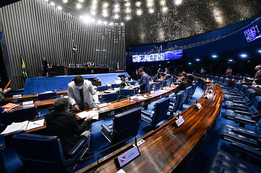 Mesa: 
vice-presidente do Senado Federal, senador Veneziano Vital do Rêgo (MDB-PB); 
secretário-geral da Mesa, Gustavo A. Sabóia Vieira.