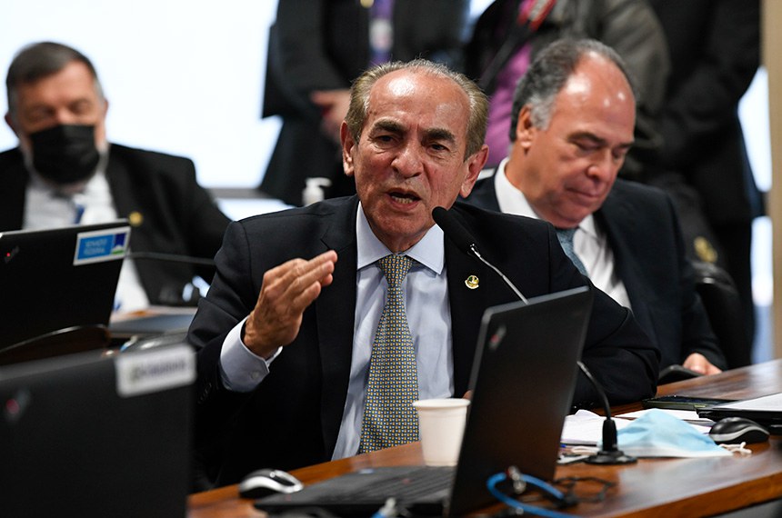 À bancada, autor da PEC e relator do Orçamento para 2023, senador Marcelo Castro (MDB-PI).