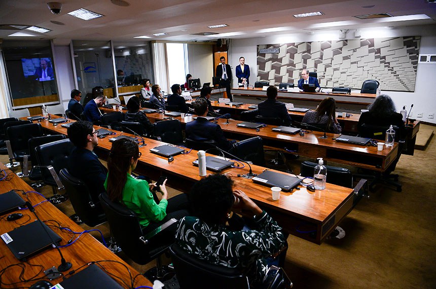 Mesa:
presidente da CJSUBIA, ministro do Superior Tribunal de Justiça (STJ), Ricardo Villas Bôas Cueva;