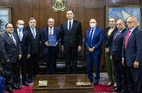 Subcomissão entrega recomendações sobre educação à equipe de transição