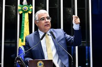 Girão anuncia candidatura à Presidência do Senado