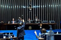 Aprovado reajuste em subsídios de presidente da República e vice, parlamentares e ministros