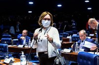 Zenaide: PEC do piso salarial da enfermagem é merecido presente de Natal