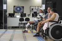 Bolsonaro veta dedução no IR às doações a programas contra o câncer e para PCDs