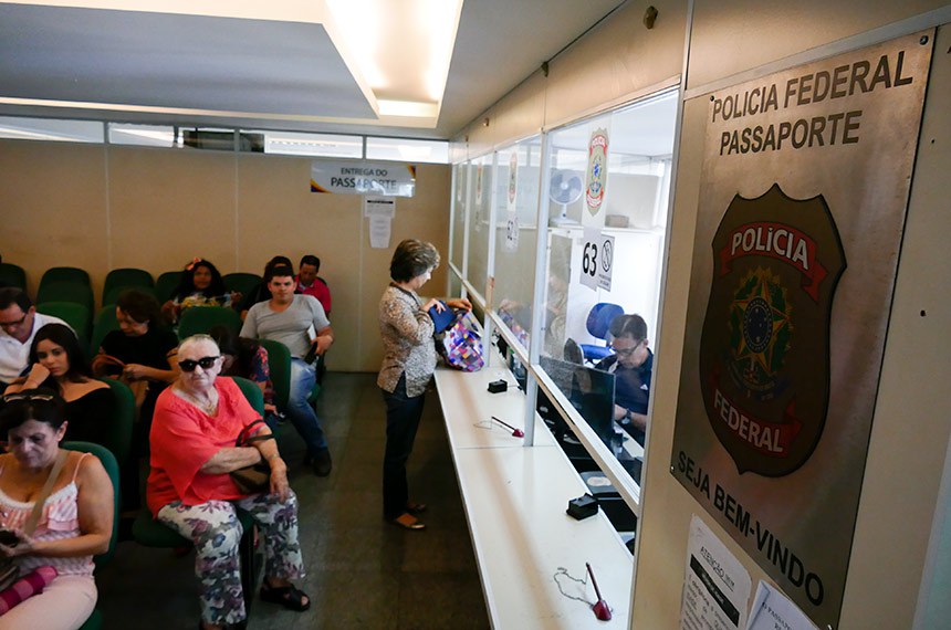 Outras medidas, porém, como a base única de dados e o documento de identidade único, aprovados em abril de 2017, ainda levarão alguns anos para se tornar realidade. Em maio foi sancionada a lei que institui a Identificação Civil Nacional (ICN), criada com o objetivo de unificar os cerca de 22 documentos de identificação.