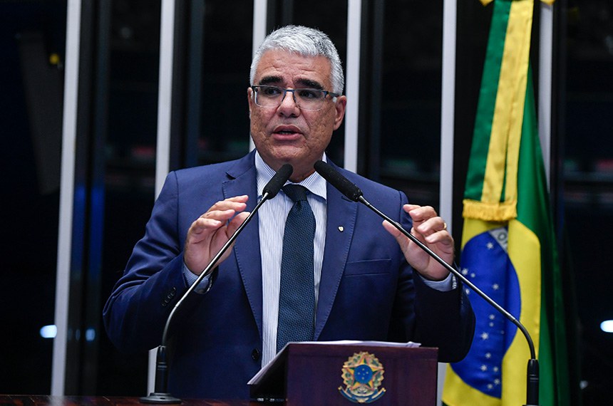 Em discurso, à tribuna, senador Eduardo Girão (Podemos-CE).
