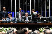 Em discurso de posse, Pacheco cobra de lideranças compromisso com Brasil unido