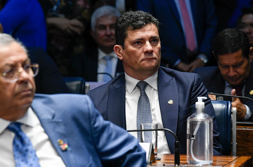À bancada, senador Sergio Moro (União-PR).