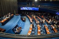 Prioridade de emprego a mulheres vítimas de violência está na pauta desta terça-feira