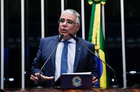 Eduardo Girão critica decisão do CNJ de afastar juiz Marcelo Bretas