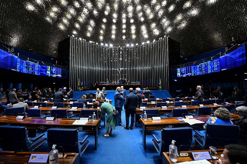 Mesa: 
senadora Mara Gabrilli (PSD-SP); 
presidente do Senado Federal, senador Rodrigo Pacheco (PSD-MG); 
secretário-geral da Mesa, Gustavo A. Sabóia Vieira.