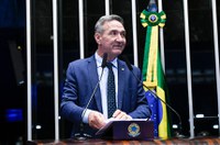 Lucas Barreto critica suspensão de portaria da Comissão Especial dos Ex-Territórios