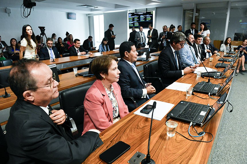 Bancada:
senador Zequinha Marinho (PL-PA); 
senadora Tereza Cristina (PP-MS); 
senador Hamilton Mourão (Republicanos-RS); 
senador Carlos Portinho (PL-RJ); 
senador Alan Rick (União-AC); 
senador Sergio Moro (União-PR);
senador Jayme Campos (União-MT).