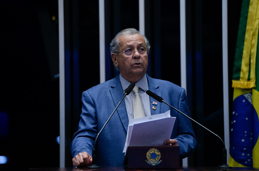 Em discurso, à tribuna, senador Jayme Campos (União-MT).