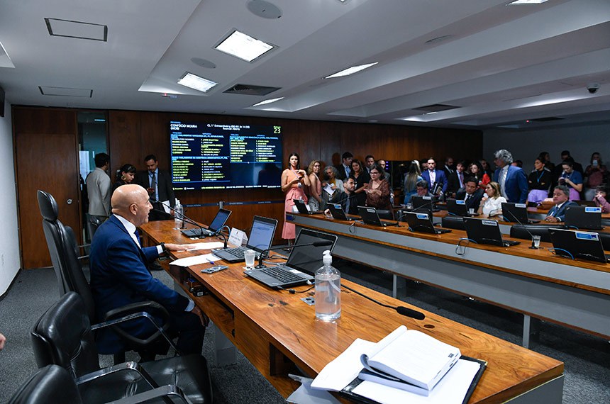 Bancada:
senador Cleitinho (Republicanos-MG).