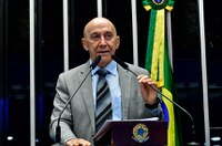 Confúcio Moura: regulamentar canabidiol democratizará acesso ao remédio