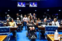 Aprovado voto de aplauso para equipes que atuaram em enchentes do litoral de SP