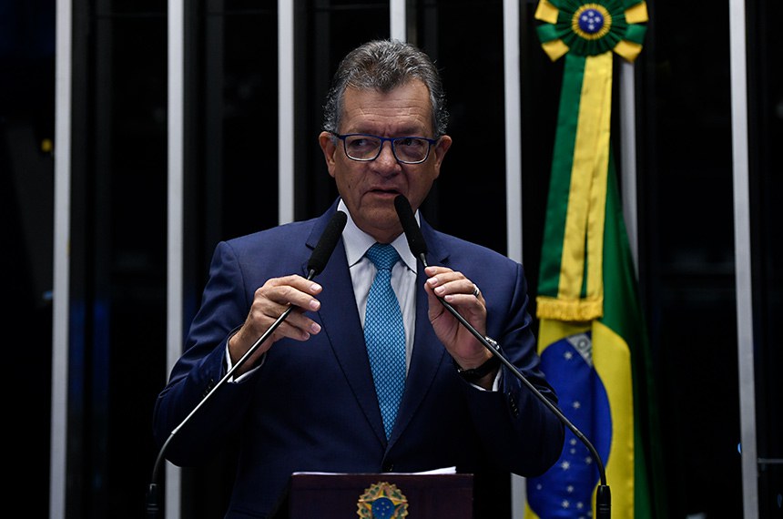Em discurso, à tribuna senador Laércio Oliveira (PP-SE).