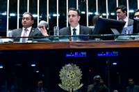 Senado convida Haddad e Campos Neto para sessão temática sobre juros