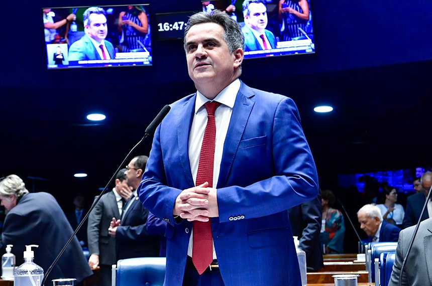 Em pronunciamento, à bancada,senador Ciro Nogueira (PP-PI).