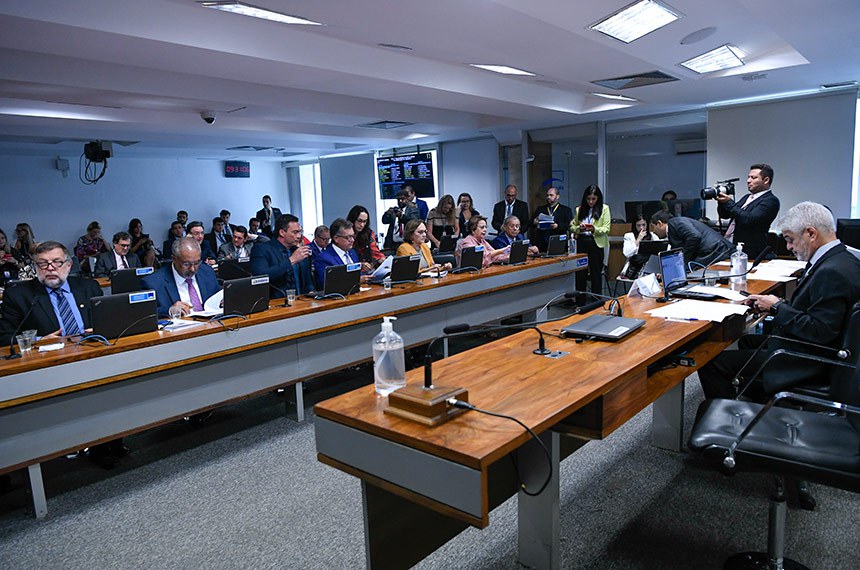 Bancada: 
senador Flávio Arns (PSB-PR); 
senador Paulo Paim (PT-RS); 
senador Styvenson Valentim (Podemos-RN); 
senador Laércio Oliveira (PP-SE); 
senadora Zenaide Maia (PSD-RN); 
senadora Jussara Lima (PSD-PI); 
senador Jayme Campos (União-MT).