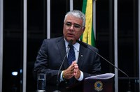 Girão quer proibir bancos públicos de emprestar para outros países