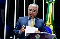 Girão critica presença de Joesley e Wesley Batista em comitiva de Lula