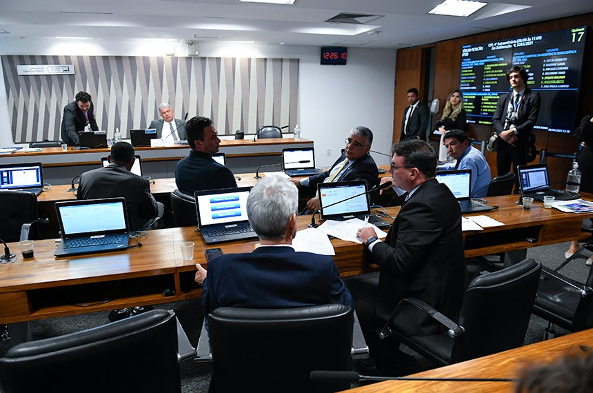 Bancada:
senador Styvenson Valentim (Podemos-RN); 
senador Flávio Bolsonaro (PL-RJ);
senador Eduardo Girão (Novo-CE); 
senador Magno Malta (PL-ES); 
senador Hamilton Mourão (Republicanos-RS).