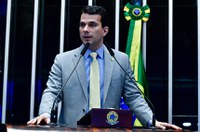 Senador Irajá critica governo do Tocantins por aumentar impostos