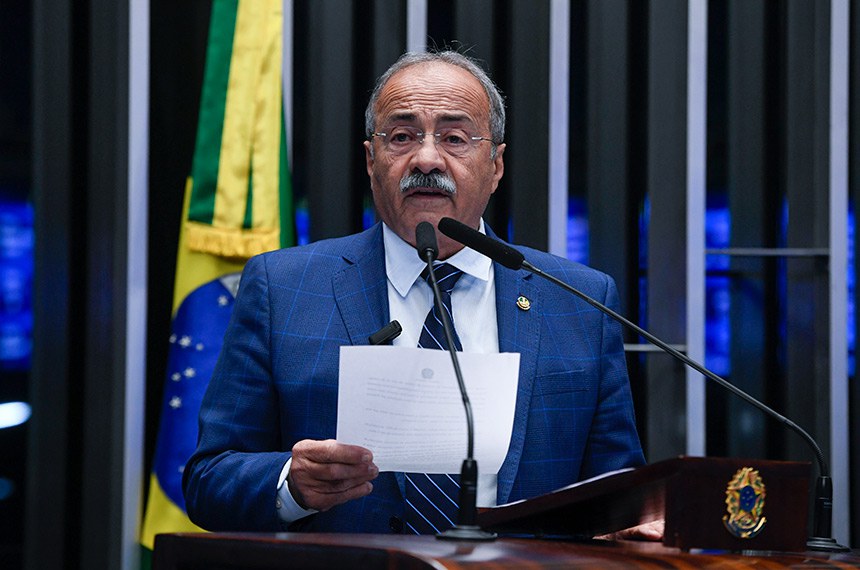 Em discurso, à tribuna, senador Chico Rodrigues (PSB-RR).