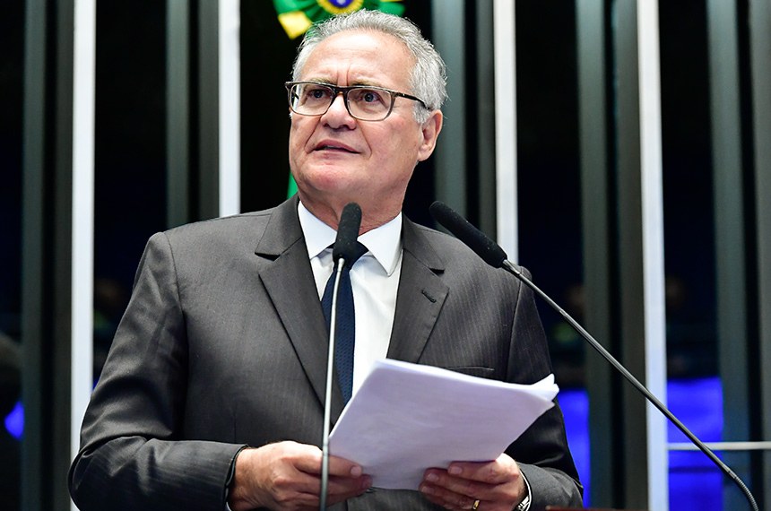 Em discurso, à tribuna, senador Renan Calheiros (MDB-AL).