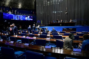 Bancada:
senador Renan Calheiros (MDB-AL), em pronunciamento;
senador Fabiano Contarato (PT-ES);
senador Izalci Lucas (PSDB-DF);
senador Lucas Barreto (PSD-AP).