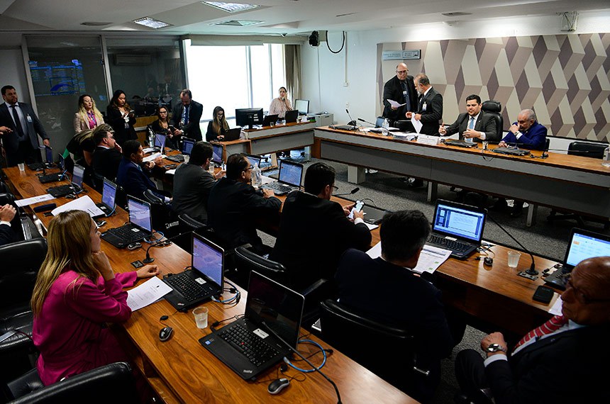 Mesa: 
presidente da CCJ, senador Davi Alcolumbre (União-AP);
senador Dr.Samuel Araújo (PSD-RO).