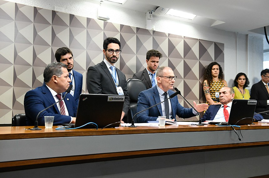 Mesa: 
vice-presidente da CMMPV 1164/2023, deputado Dorinaldo Malafaia (PDT-AP); 
presidente da CMMPV 1164/2023, senador Fabiano Contarato (PT-ES); 
senador Marcelo Castro (MDB-PI).