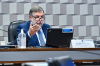 CE analisa projeto de modernização da gestão esportiva