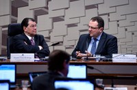 BNDES pode captar US$ 4,5 bi no exterior para investir no país, diz Barbosa