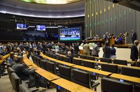 Sessão do Congresso é adiada por uma semana