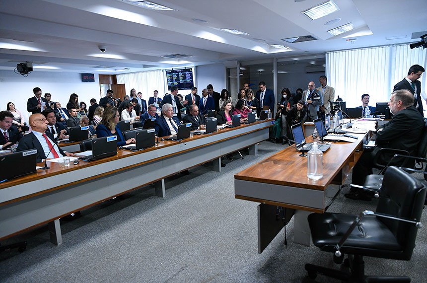 Bancada: 
senador Esperidião Amin (PP-SC); 
senadora Leila Barros (PDT-DF); 
senador Astronauta Marcos Pontes (PL-SP); 
senador Izalci Lucas (PSDB-DF); 
senadora Teresa Leitão (PT-PE); 
senadora Damares Alves (Republicanos-DF); 
senador Veneziano Vital do Rêgo (MDB-PB); 
senador Rodrigo Cunha (União-AL); 
senador Romário (PL-RJ); 
senador Wellington Fagundes (PL-MT).