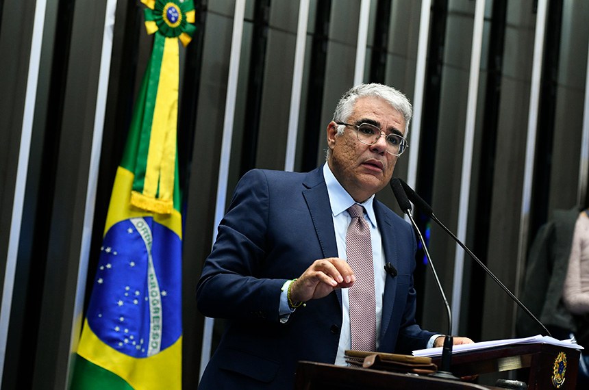 Em discurso, à tribuna, senador Eduardo Girão (Podemos-CE).