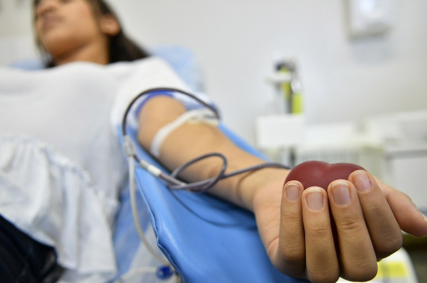 Neste sábado (25), em que é celebrado o Dia Nacional do Doador Voluntário de Sangue, a Fundação Hemocentro de Brasília reforça a importância da doação e promove atrações extras para incentivar o ato.