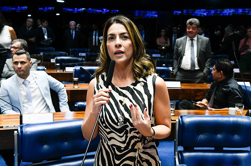 Em pronunciamento, à bancada, senadora Soraya Thronicke (União-MS).
