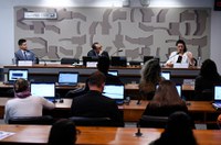 Ampliação da coleta de DNA de condenados causa controvérsia