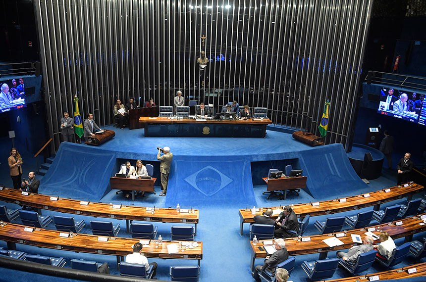 Em discurso, à tribuna, senador Irajá (PSD-TO).