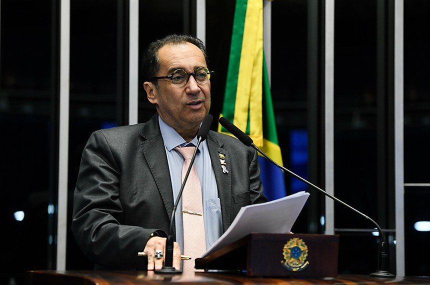 Em discurso, à tribuna, senador Jorge Kajuru (PSB-GO). 